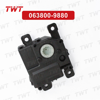 Twt 063800-9880 87106-28170 Ac Amplifier Control Computer Module Servo Motor Ac Radiator for Toyota Highlander Kluger 2007-2009