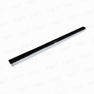 Twt 75736-33050 75736-33051 75072-33090 75072-33110 75735-33050 Dải cửa trước xe ô tô bên ngoài đúc thân áo